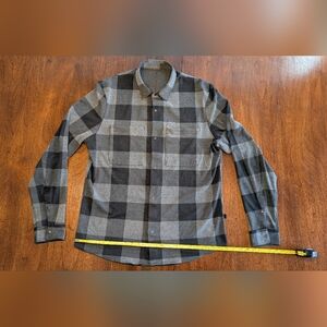 Lululemon Athletica Charcoal and Black Plaid Knit Shirt